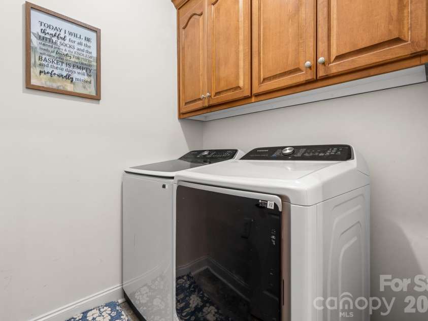 324 Old Hardin Road, Dallas, NC 28034.  MLS# CAR4350191, YatesRealty ID 15047. 