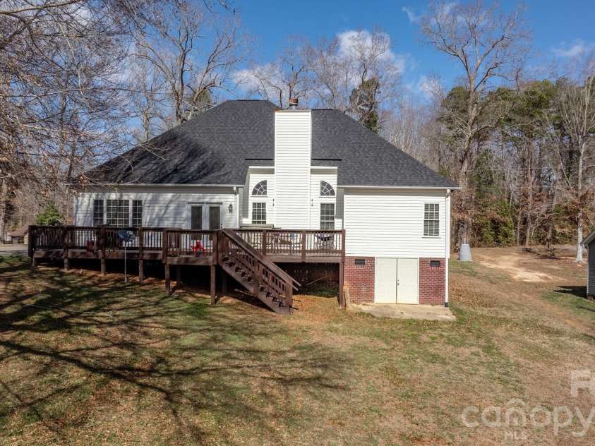 324 Old Hardin Road, Dallas, NC 28034.  MLS# CAR4350191, YatesRealty ID 15047. 
