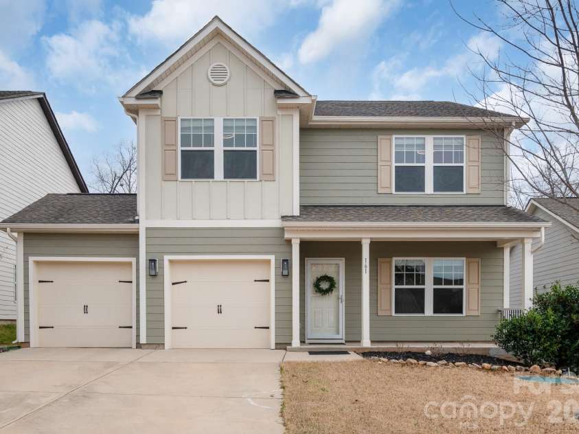 161 Old Harbor Drive, Mount Gilead, NC 27306.  MLS# CAR4352449, YatesRealty ID 15048. 