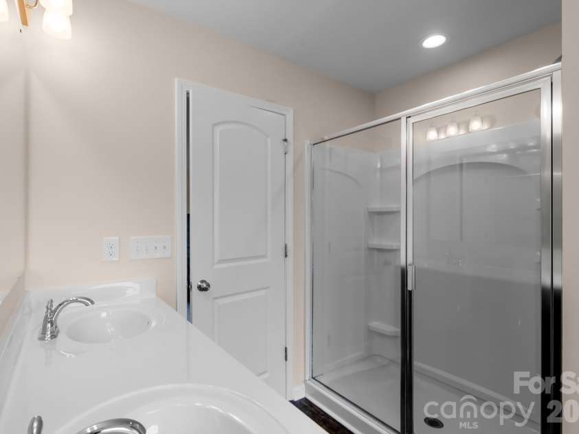 161 Old Harbor Drive, Mount Gilead, NC 27306.  MLS# CAR4352449, YatesRealty ID 15048. 