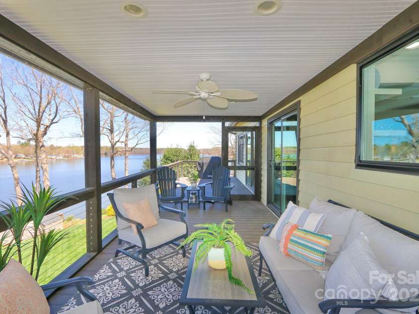 231 Larkspur Lane, Lexington, NC 27292.  MLS# CAR4240116, YatesRealty ID 15049. 