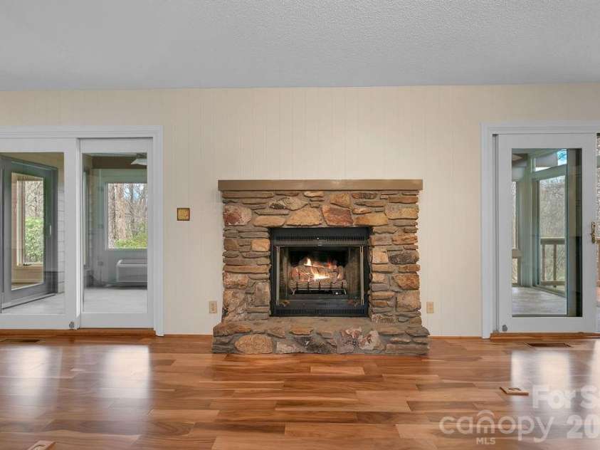 400 Middle Connestee Trail, Brevard, NC 28712.  MLS# CAR4354726, YatesRealty ID 15049. Den