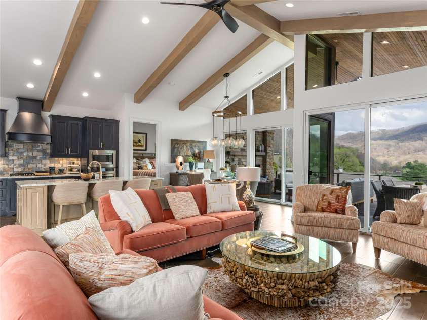 173 Southpoint Ridge, Maggie Valley, NC 28751.  MLS# CAR4254266, YatesRealty ID 1505. 