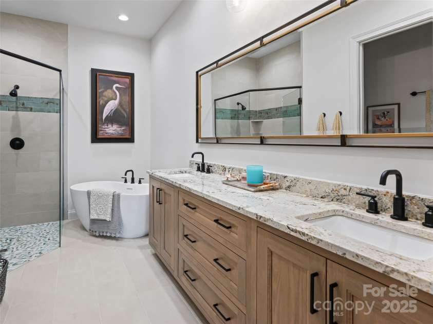 173 Southpoint Ridge, Maggie Valley, NC 28751.  MLS# CAR4254266, YatesRealty ID 1505. 