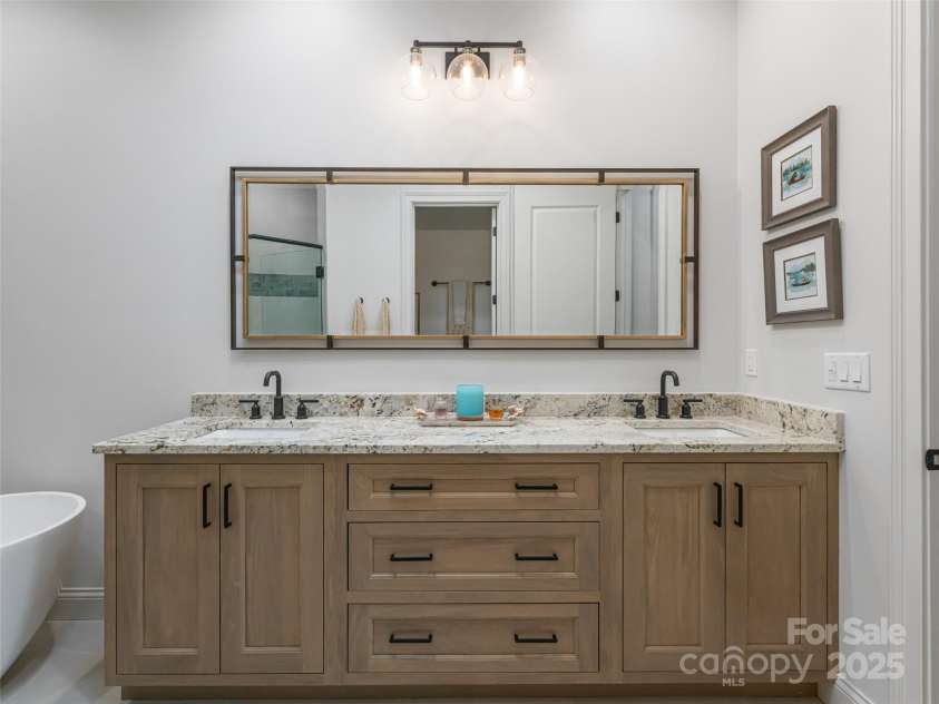 173 Southpoint Ridge, Maggie Valley, NC 28751.  MLS# CAR4254266, YatesRealty ID 1505. 