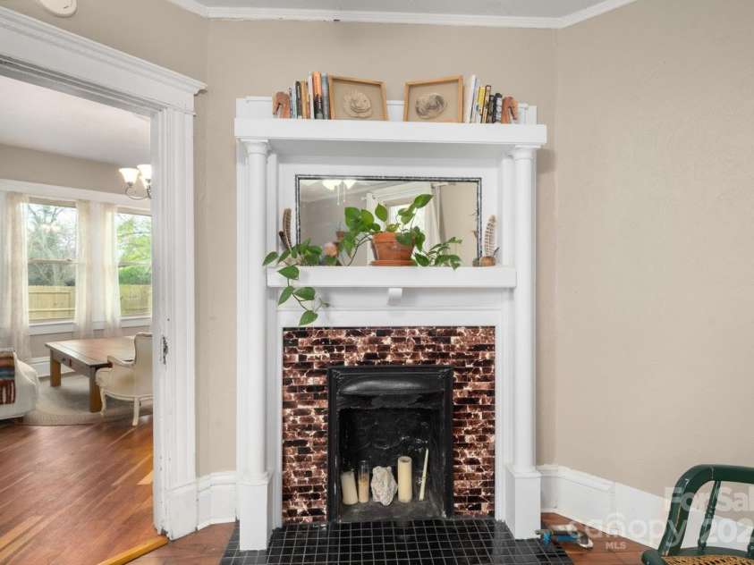 102 Jody Street, East Flat Rock, NC 28726.  MLS# CAR4241091, YatesRealty ID 15050. Family Room