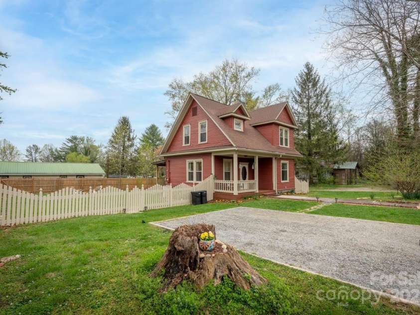 102 Jody Street, East Flat Rock, NC 28726.  MLS# CAR4241091, YatesRealty ID 15050. Front Of Home