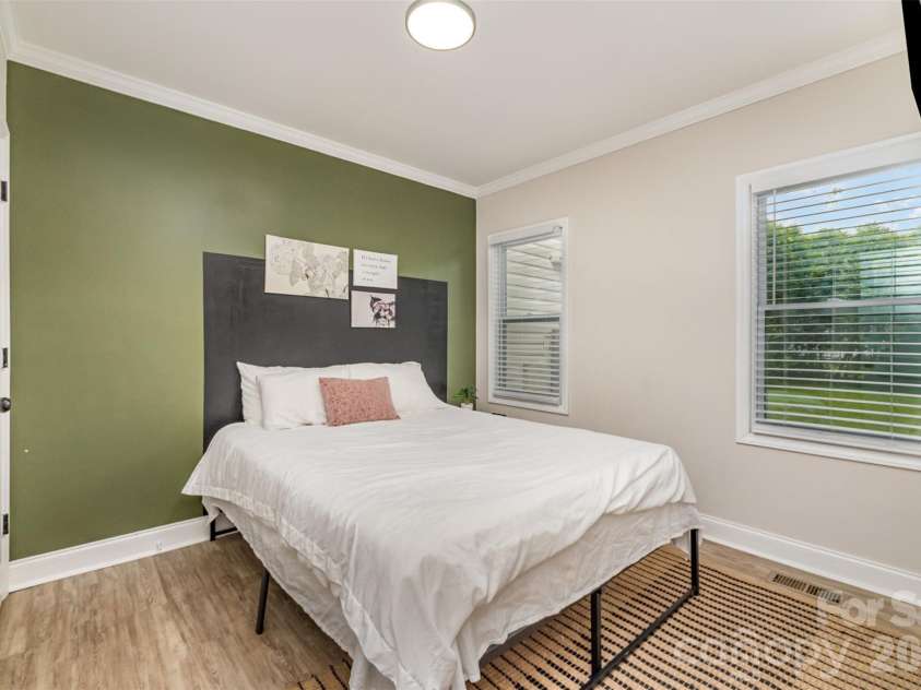 2601 Ashley Road, Charlotte, NC 28208.  MLS# CAR4364614, YatesRealty ID 15051. 