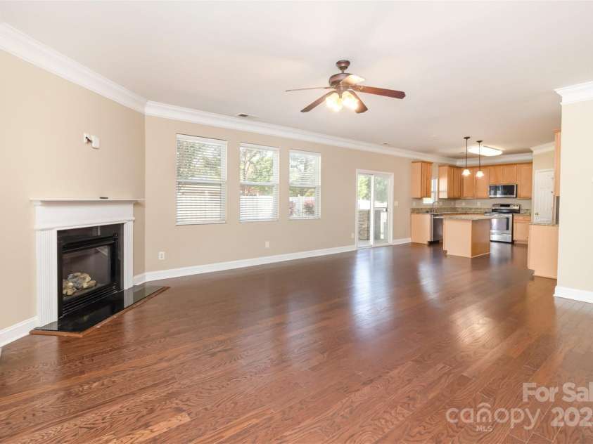 7638 Carrington Forest Lane, Matthews, NC 28105.  MLS# CAR4244889, YatesRealty ID 15051. 
