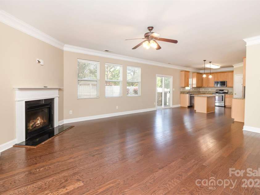 7638 Carrington Forest Lane, Matthews, NC 28105.  MLS# CAR4244889, YatesRealty ID 15051. 