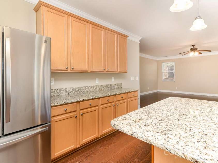 7638 Carrington Forest Lane, Matthews, NC 28105.  MLS# CAR4244889, YatesRealty ID 15051. 