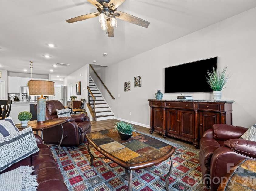 909 Cobbled Way, Fort Mill, SC 29715.  MLS# CAR4366146, YatesRealty ID 15052. 