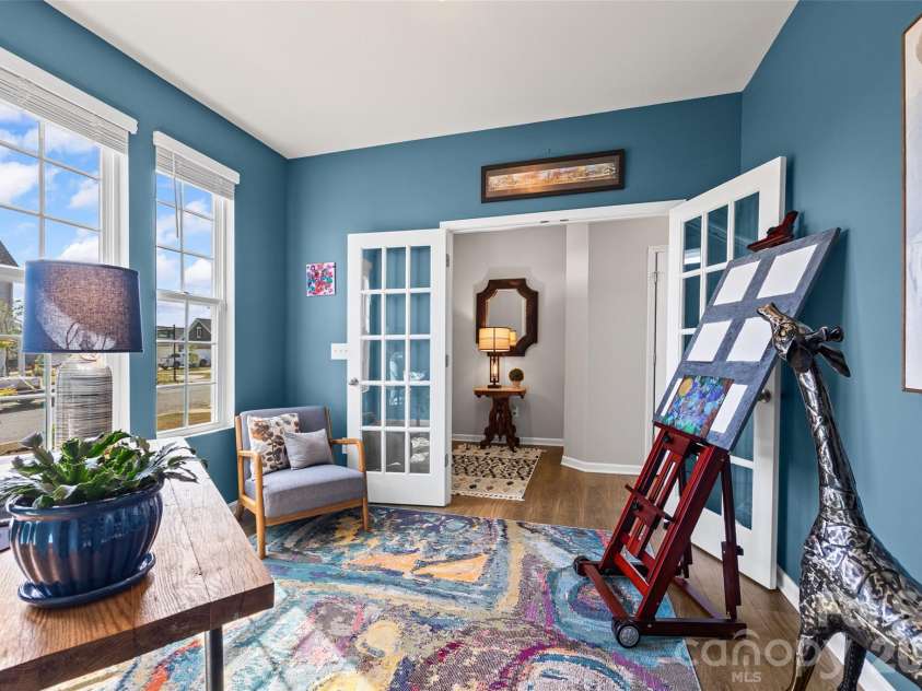 909 Cobbled Way, Fort Mill, SC 29715.  MLS# CAR4366146, YatesRealty ID 15052. Color-drenched front office!
