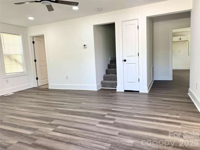 211 Cedar Drive, Concord, NC 28025.  MLS# CAR4368071, YatesRealty ID 15054. 