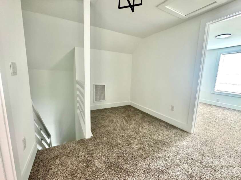 211 Cedar Drive, Concord, NC 28025.  MLS# CAR4368071, YatesRealty ID 15054. 