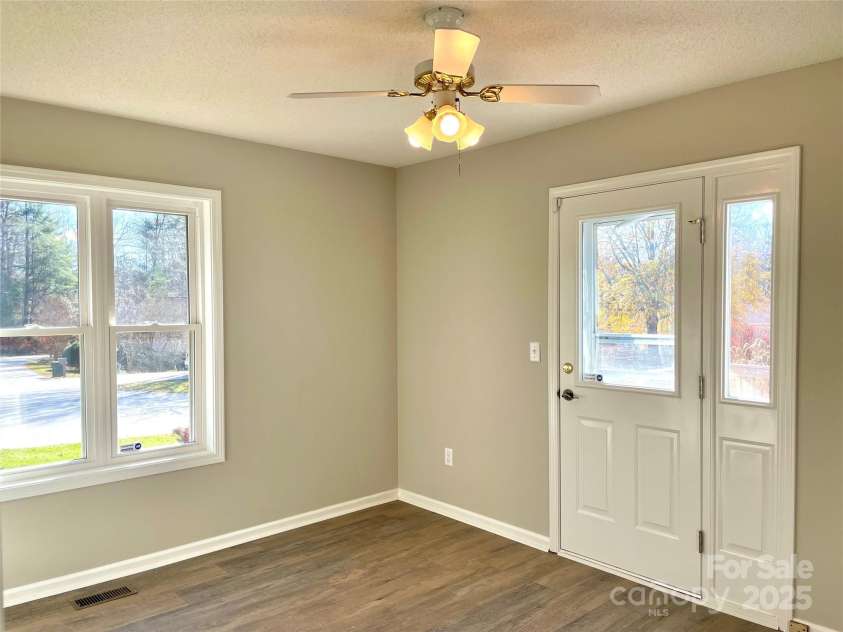 23 St. Andrews Drive, Etowah, NC 28729.  MLS# CAR4248416, YatesRealty ID 15054. 