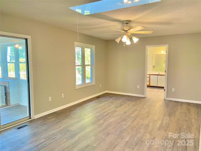 23 St. Andrews Drive, Etowah, NC 28729.  MLS# CAR4248416, YatesRealty ID 15054. 