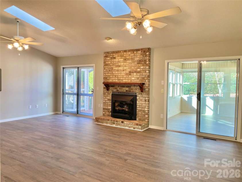 23 St. Andrews Drive, Etowah, NC 28729.  MLS# CAR4248416, YatesRealty ID 15054. 