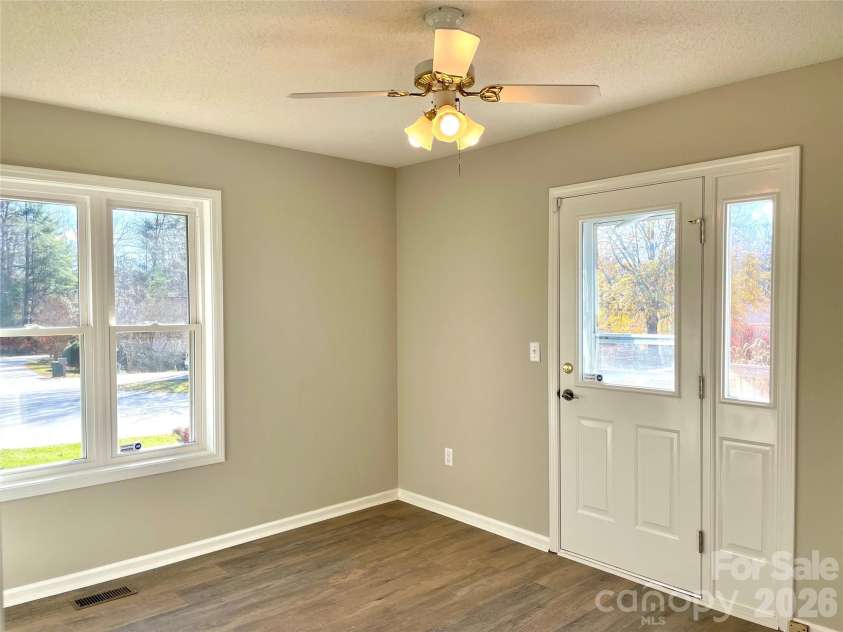 23 St. Andrews Drive, Etowah, NC 28729.  MLS# CAR4248416, YatesRealty ID 15054. 