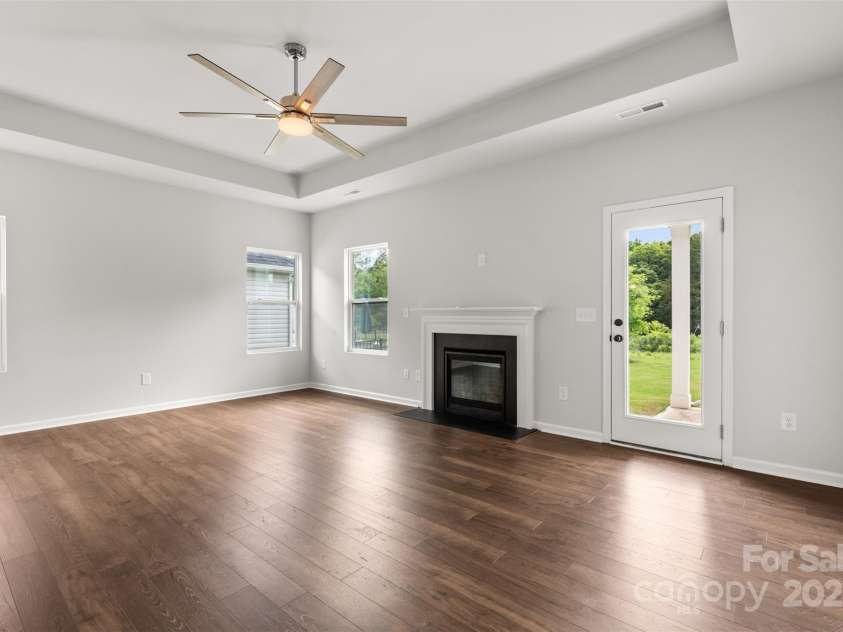 423 Shallowford Drive, Rock Hill, SC 29732.  MLS# CAR4253461, YatesRealty ID 15056. 
