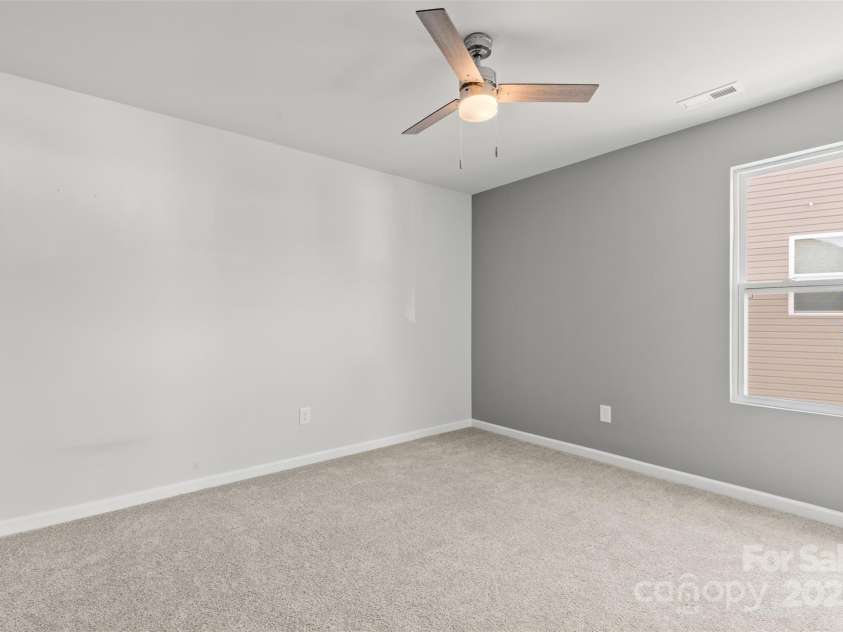 423 Shallowford Drive, Rock Hill, SC 29732.  MLS# CAR4253461, YatesRealty ID 15056. 
