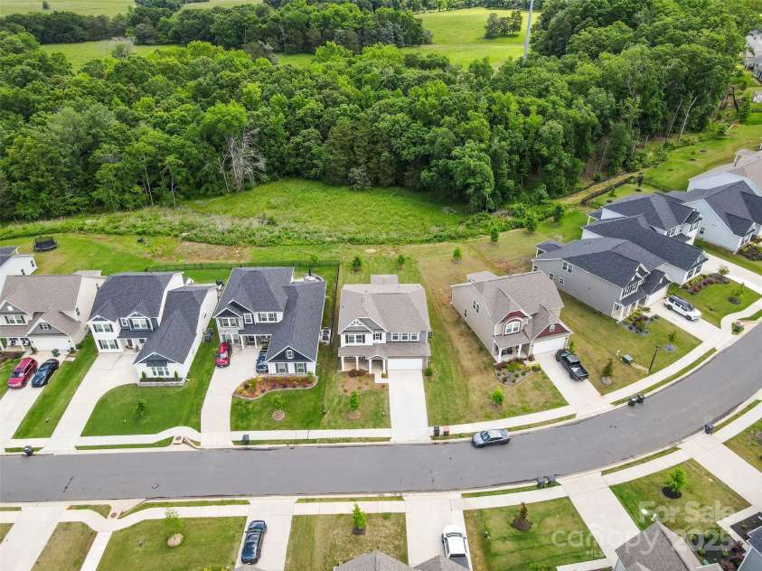 423 Shallowford Drive, Rock Hill, SC 29732.  MLS# CAR4253461, YatesRealty ID 15056. 