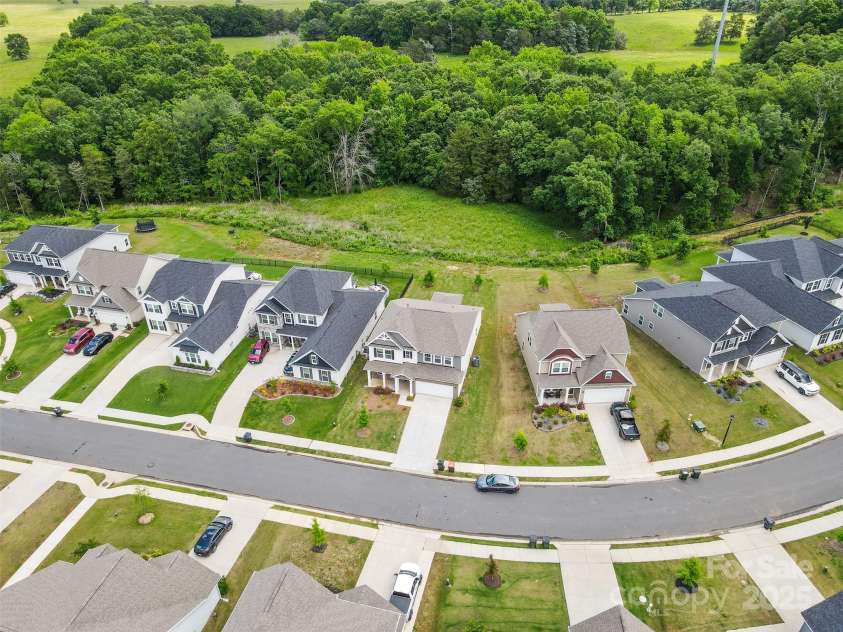 423 Shallowford Drive, Rock Hill, SC 29732.  MLS# CAR4253461, YatesRealty ID 15056. 