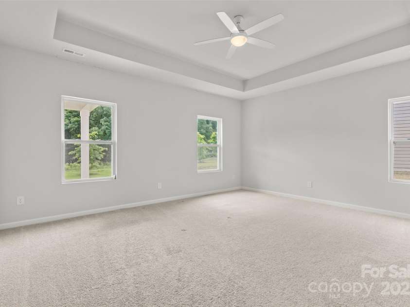 423 Shallowford Drive, Rock Hill, SC 29732.  MLS# CAR4253461, YatesRealty ID 15056. Primary Bedroom