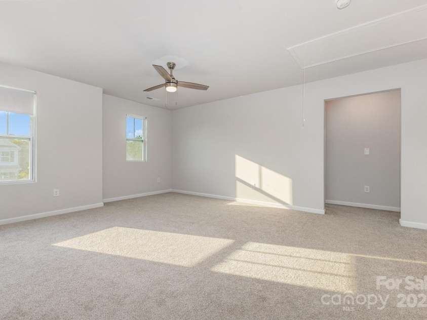 423 Shallowford Drive, Rock Hill, SC 29732.  MLS# CAR4300275, YatesRealty ID 15056. 