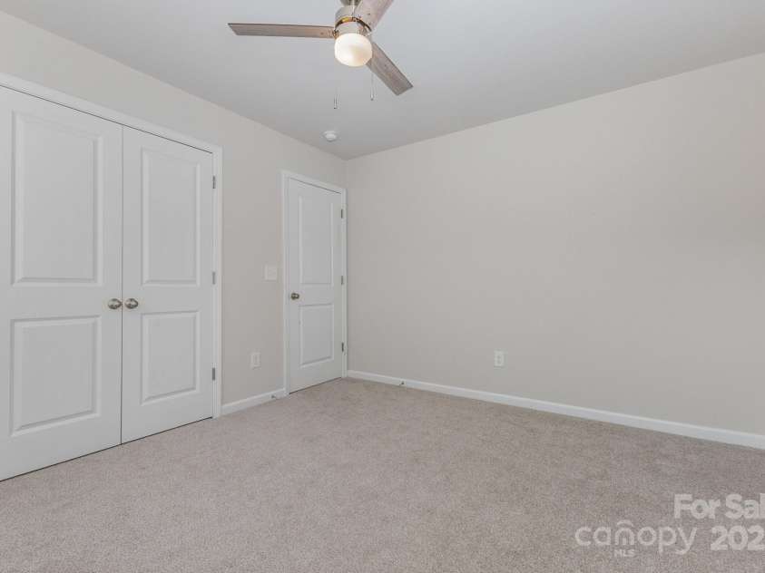 423 Shallowford Drive, Rock Hill, SC 29732.  MLS# CAR4300275, YatesRealty ID 15056. 