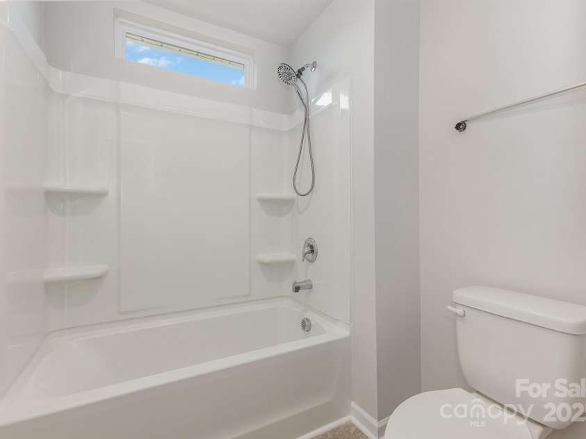 423 Shallowford Drive, Rock Hill, SC 29732.  MLS# CAR4300275, YatesRealty ID 15056. 