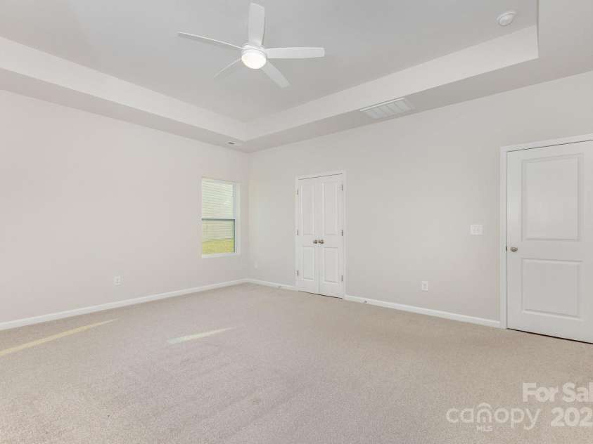 423 Shallowford Drive, Rock Hill, SC 29732.  MLS# CAR4300275, YatesRealty ID 15056. 