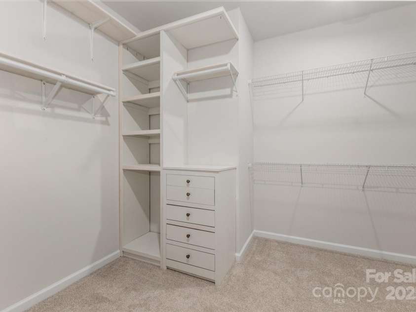 423 Shallowford Drive, Rock Hill, SC 29732.  MLS# CAR4300275, YatesRealty ID 15056. 