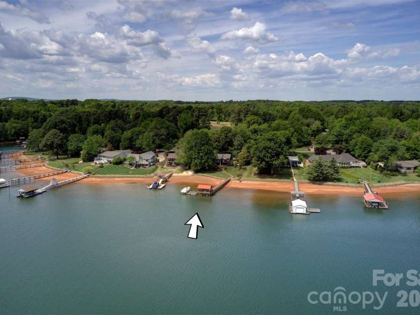 3002 Lake Shore Road, Denver, NC 28037.  MLS# CAR4370146, YatesRealty ID 15057. 