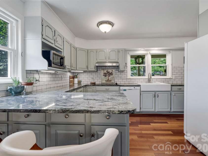 3002 Lake Shore Road, Denver, NC 28037.  MLS# CAR4370146, YatesRealty ID 15057. 