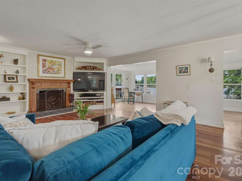 3002 Lake Shore Road, Denver, NC 28037.  MLS# CAR4370146, YatesRealty ID 15057. 