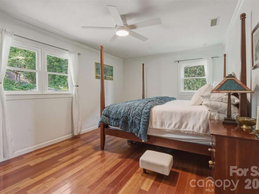 3002 Lake Shore Road, Denver, NC 28037.  MLS# CAR4370146, YatesRealty ID 15057. 