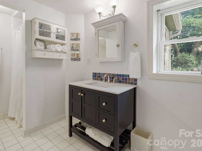 3002 Lake Shore Road, Denver, NC 28037.  MLS# CAR4370146, YatesRealty ID 15057. 
