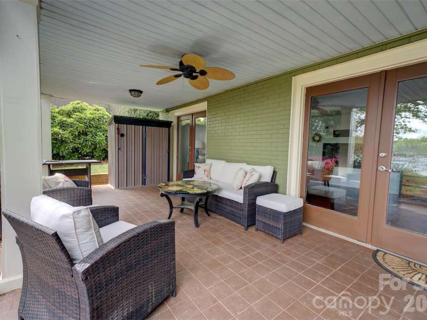 3002 Lake Shore Road, Denver, NC 28037.  MLS# CAR4370146, YatesRealty ID 15057. 
