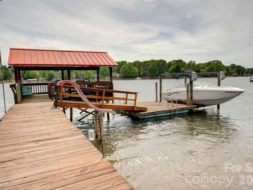 3002 Lake Shore Road, Denver, NC 28037.  MLS# CAR4370146, YatesRealty ID 15057. 