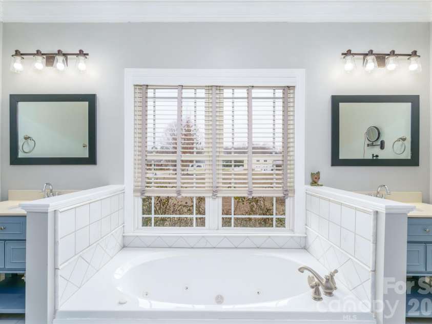 377 Concrete Works Road, Winston Salem, NC 27107.  MLS# CAR4371682, YatesRealty ID 15058. 