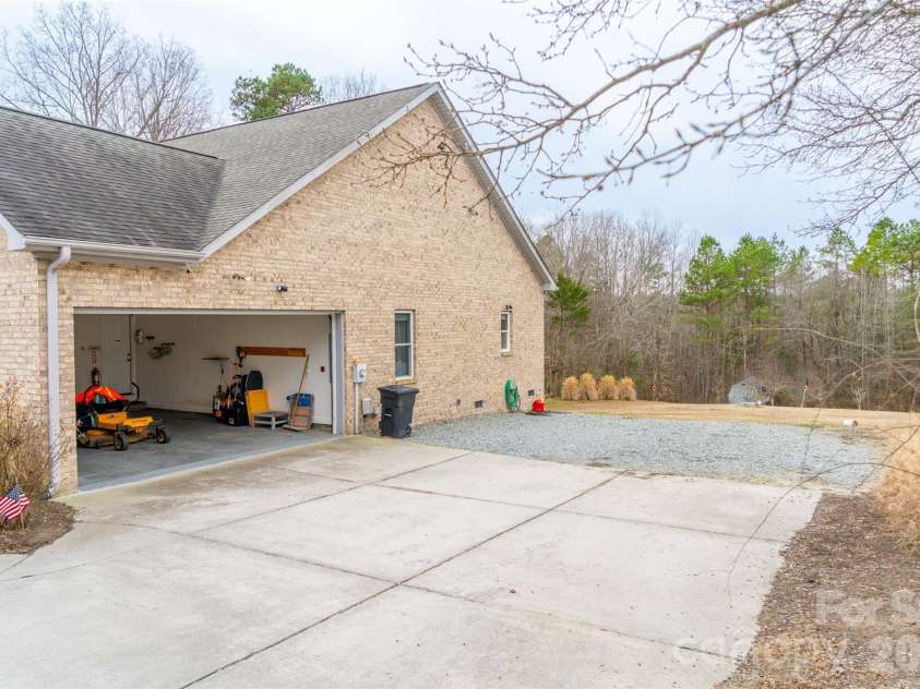 377 Concrete Works Road, Winston Salem, NC 27107.  MLS# CAR4371682, YatesRealty ID 15058. 
