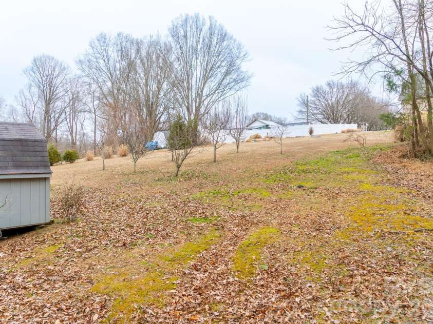 377 Concrete Works Road, Winston Salem, NC 27107.  MLS# CAR4371682, YatesRealty ID 15058. 
