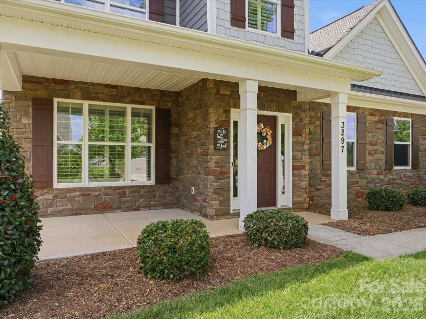 3297 Lock Erne Avenue, Kannapolis, NC 28081.  MLS# CAR4372345, YatesRealty ID 15059. 
