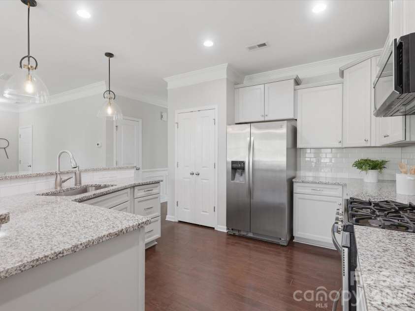 3297 Lock Erne Avenue, Kannapolis, NC 28081.  MLS# CAR4372345, YatesRealty ID 15059. 