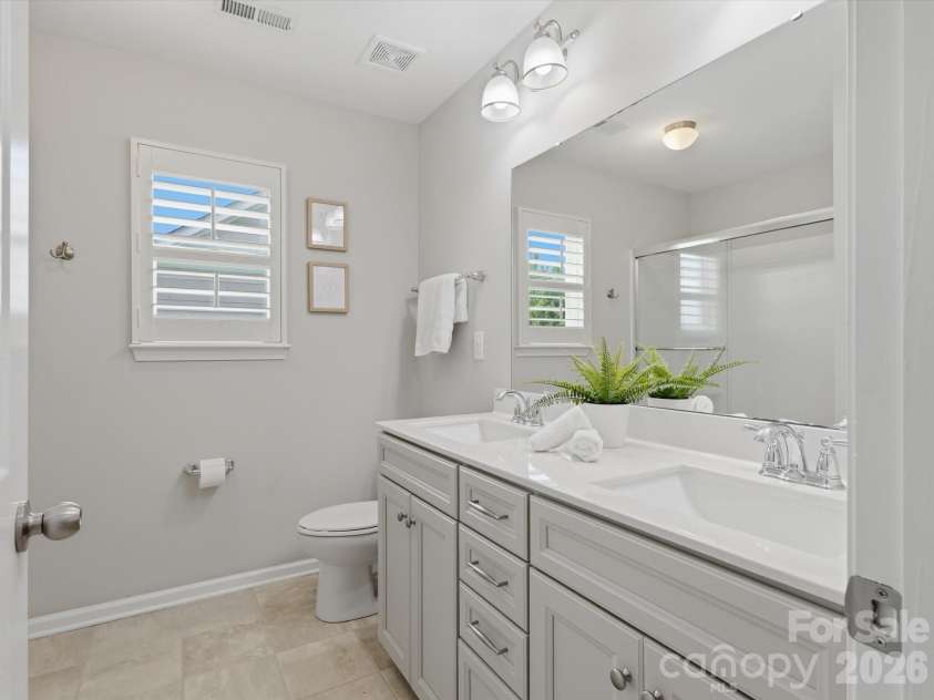 3297 Lock Erne Avenue, Kannapolis, NC 28081.  MLS# CAR4372345, YatesRealty ID 15059. 