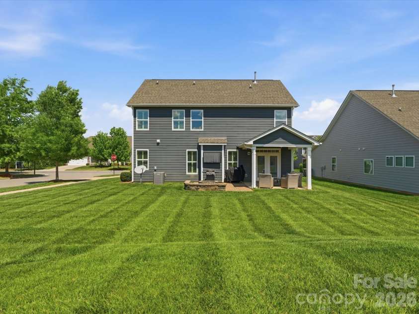 3297 Lock Erne Avenue, Kannapolis, NC 28081.  MLS# CAR4372345, YatesRealty ID 15059. 