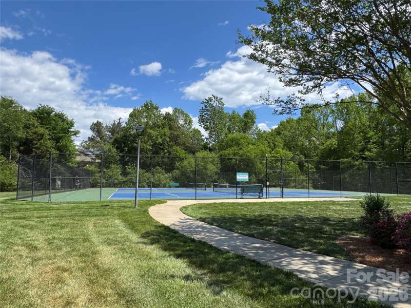 3297 Lock Erne Avenue, Kannapolis, NC 28081.  MLS# CAR4372345, YatesRealty ID 15059. 