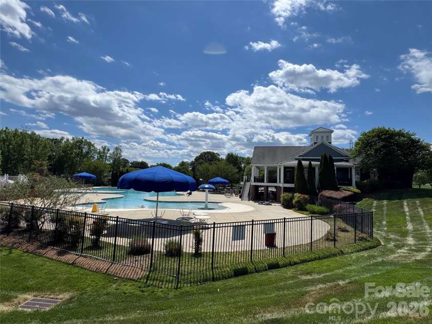 3297 Lock Erne Avenue, Kannapolis, NC 28081.  MLS# CAR4372345, YatesRealty ID 15059. 