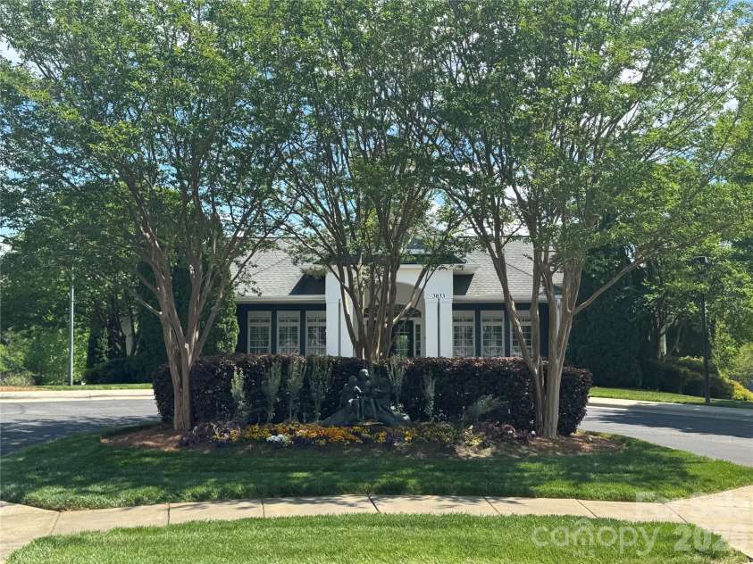 3297 Lock Erne Avenue, Kannapolis, NC 28081.  MLS# CAR4372345, YatesRealty ID 15059. 